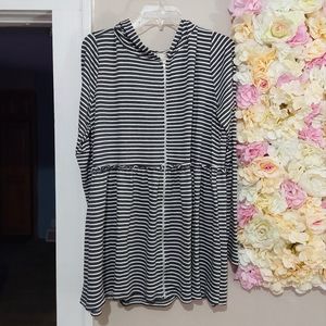 Betsey's Boutique Shop Sweater